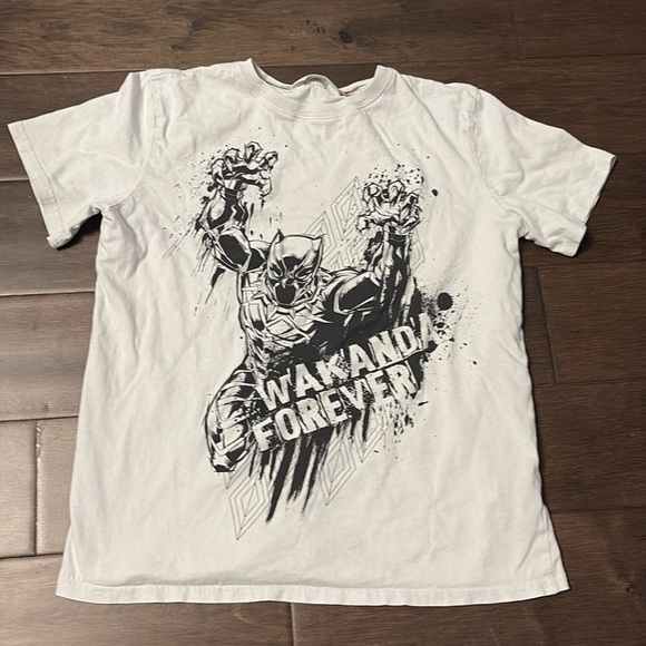 H&M Other - 4/$20 Black panther t-shirt size 12-14, gray, marvel, H&M wakanda forever school